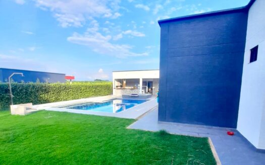Casa Campestre Amoblada PRADERA